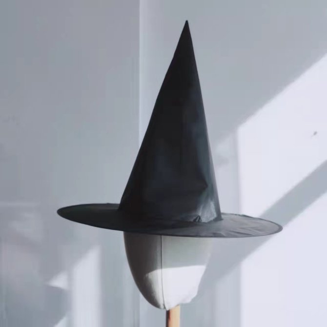Halloween Costume Witch Hat Hanging Rope for Halloween Yard Decoration