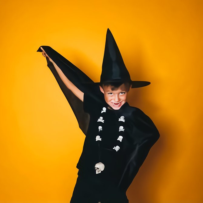Halloween Costume Witch Hat Hanging Rope for Halloween Yard Decoration